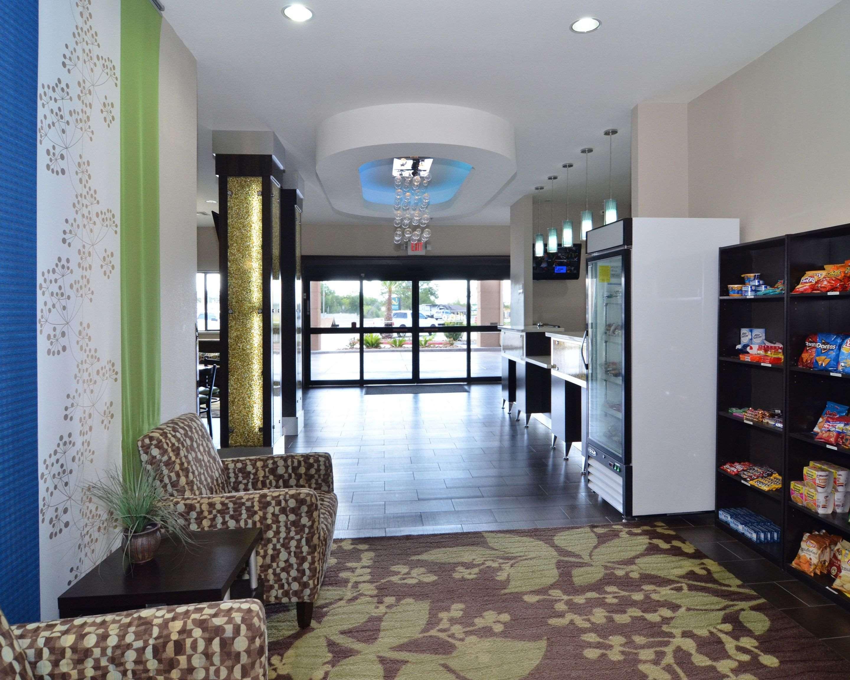 Quality Inn & Suites Kenedy - Karnes City Exterior foto
