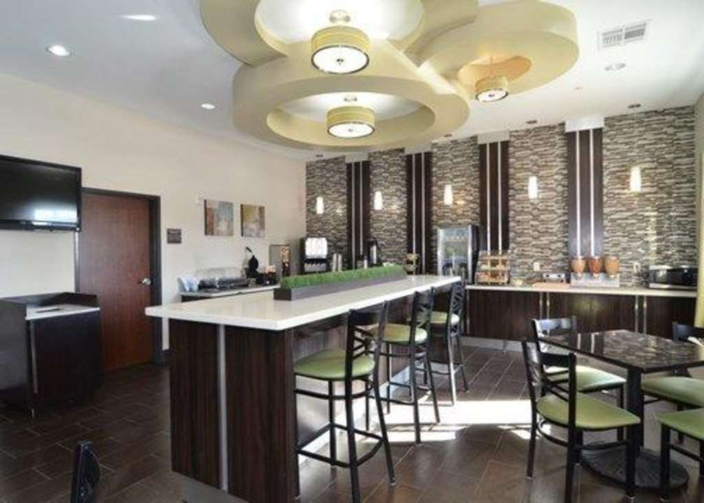 Quality Inn & Suites Kenedy - Karnes City Restaurante foto