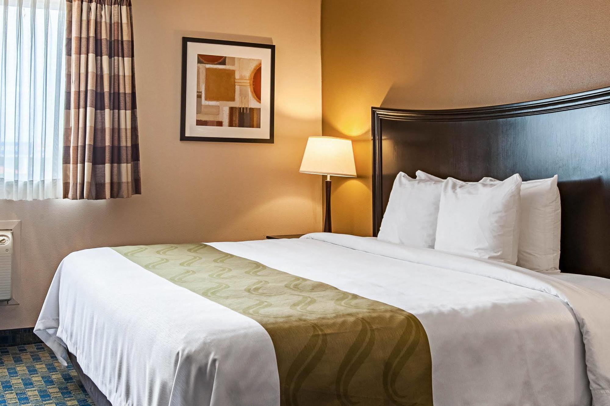 Quality Inn & Suites Kenedy - Karnes City Exterior foto